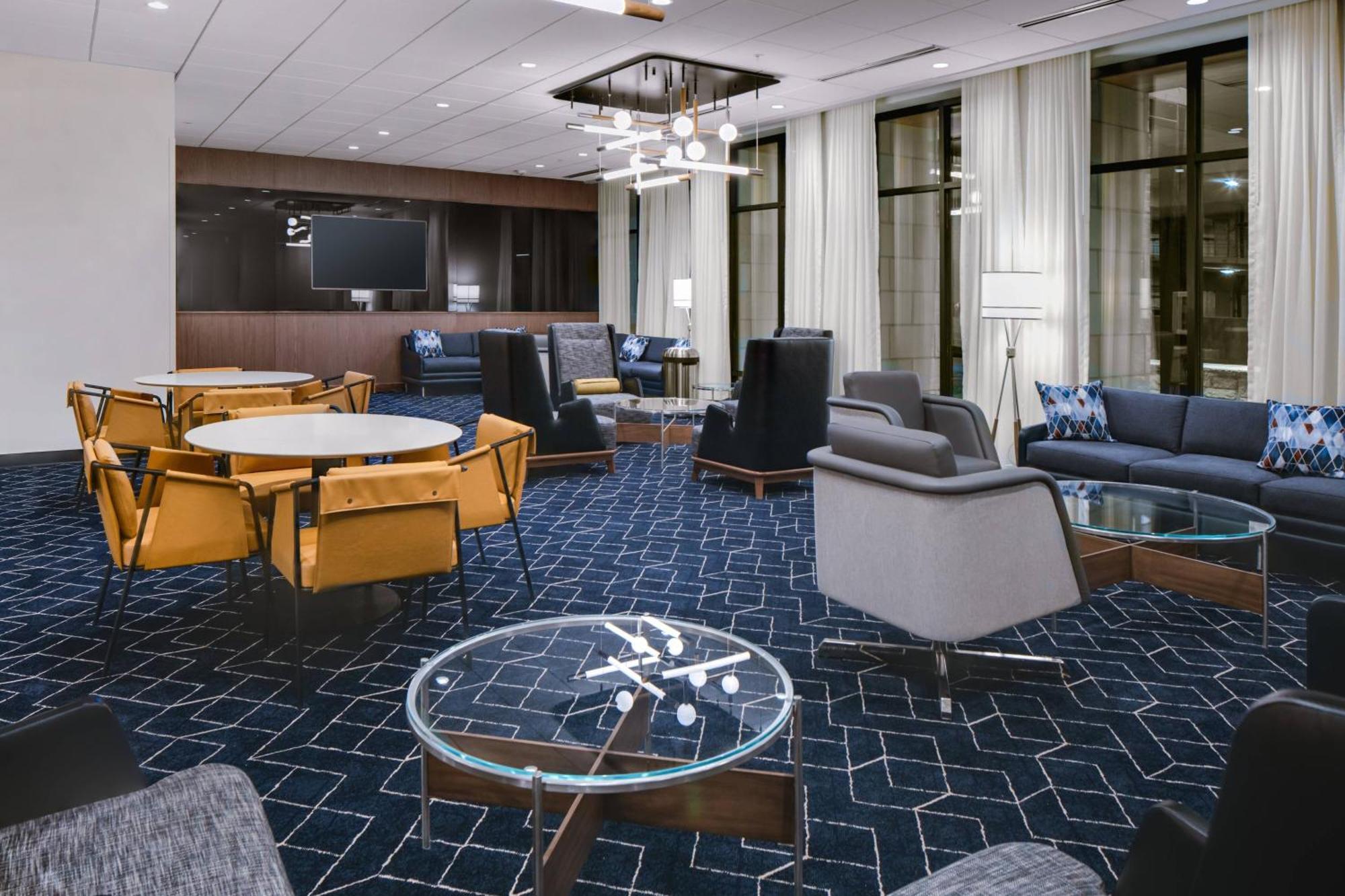 คอร์ตยาร์ด เจฟเฟอร์สัน ซิตี้ Hotel ภายนอก รูปภาพ